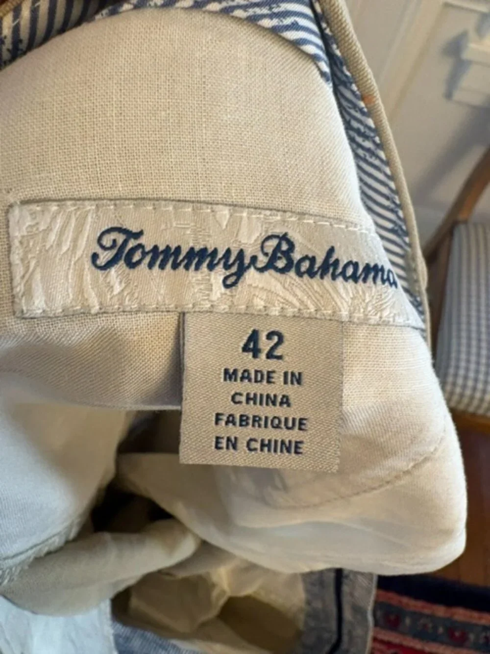 Tommy Bahama Monterey Pleated Short in Tan Silk/Linen Blend, Size 42